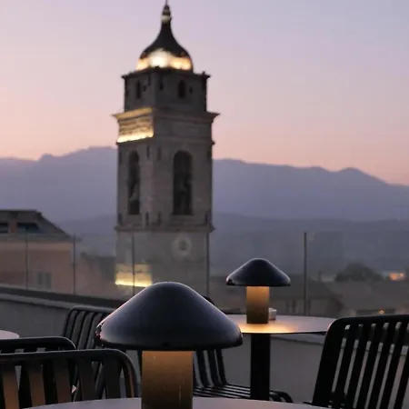 Moderne Hotel 4*