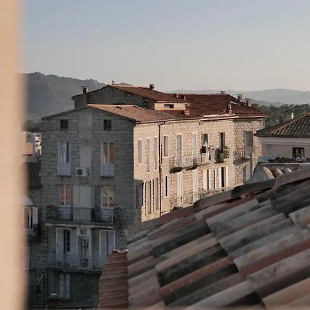 Ξενοδοχείο Moderne 4*