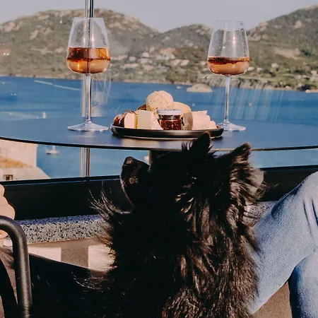 Ξενοδοχείο Moderne 4*