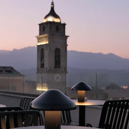 Moderne Πόρτο Βέκιο