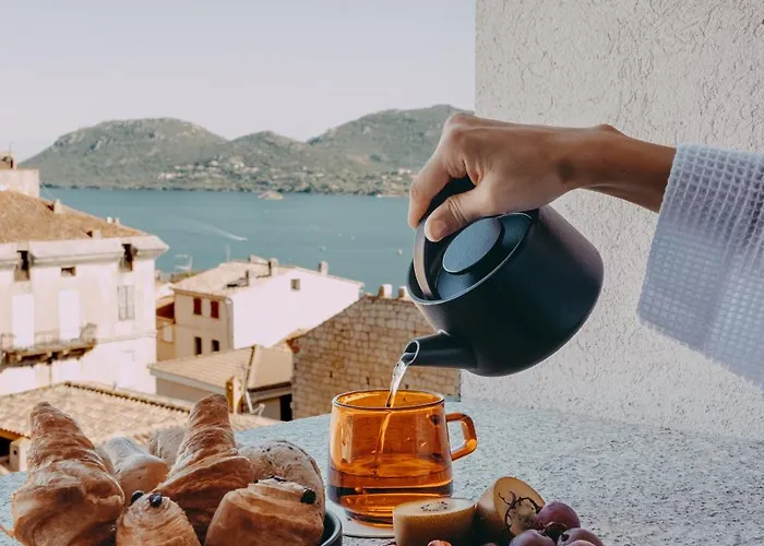 Отель Moderne Порто-Веккьо