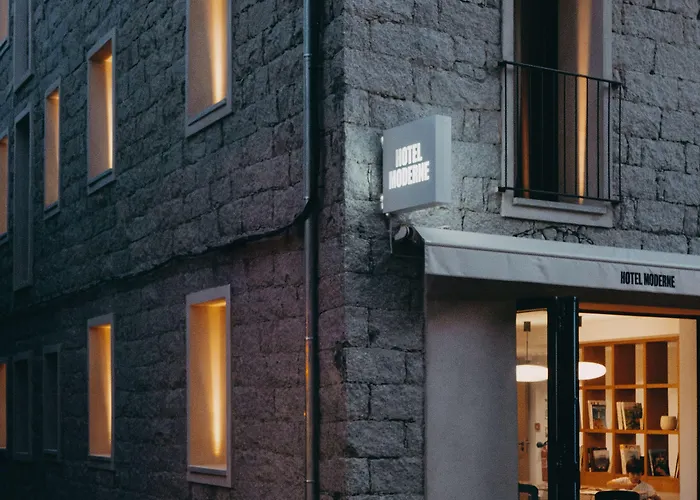 Moderne 4*